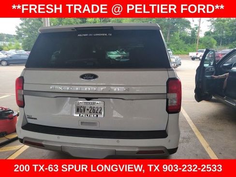 Used 2024 Ford Expedition XLT RWD image 16