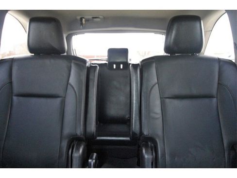 Used 2018 Toyota Highlander Limited Platinum image 14