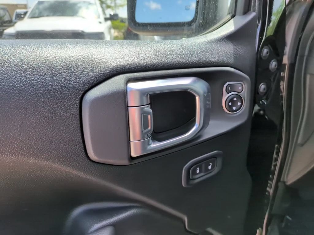 New 2026 Jeep Gladiator Sport AWD/4WD image 23