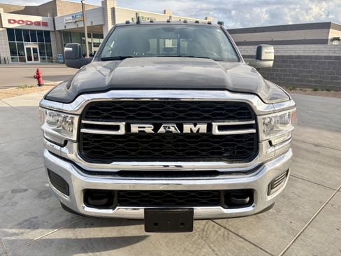 Used 2024 RAM 3500 Tradesman w/ Chrome Appearance Group image 8