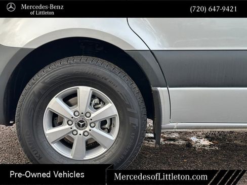 Used 2024 Mercedes-Benz Sprinter 144 Cargo image 10