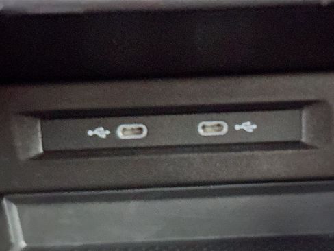 Used 2022 Volkswagen Tiguan S w/ Driver Assistance Package image 24