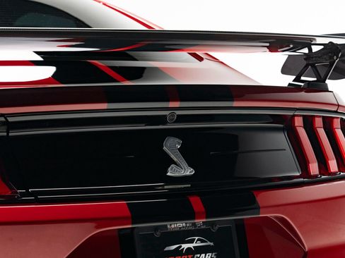 Used 2020 Ford Mustang Shelby GT500 w/ Carbon Fiber Track Pack RWD image 78
