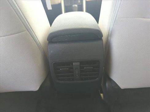 Certified 2022 Toyota Corolla Cross L image 16