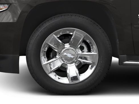 Used 2016 Chevrolet Suburban LTZ AWD/4WD image 13