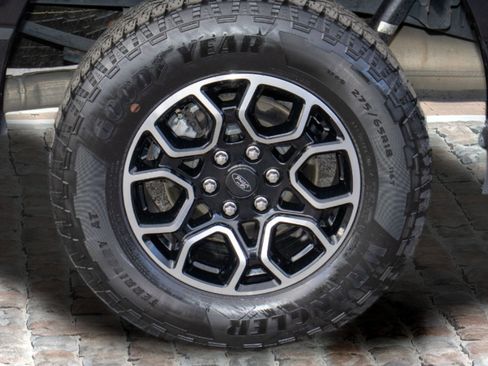 Used 2022 Ford F150 XLT w/ Equipment Group 302A High image 40