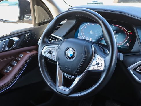 Used 2021 BMW X7 xDrive40i w/ Premium Package image 15