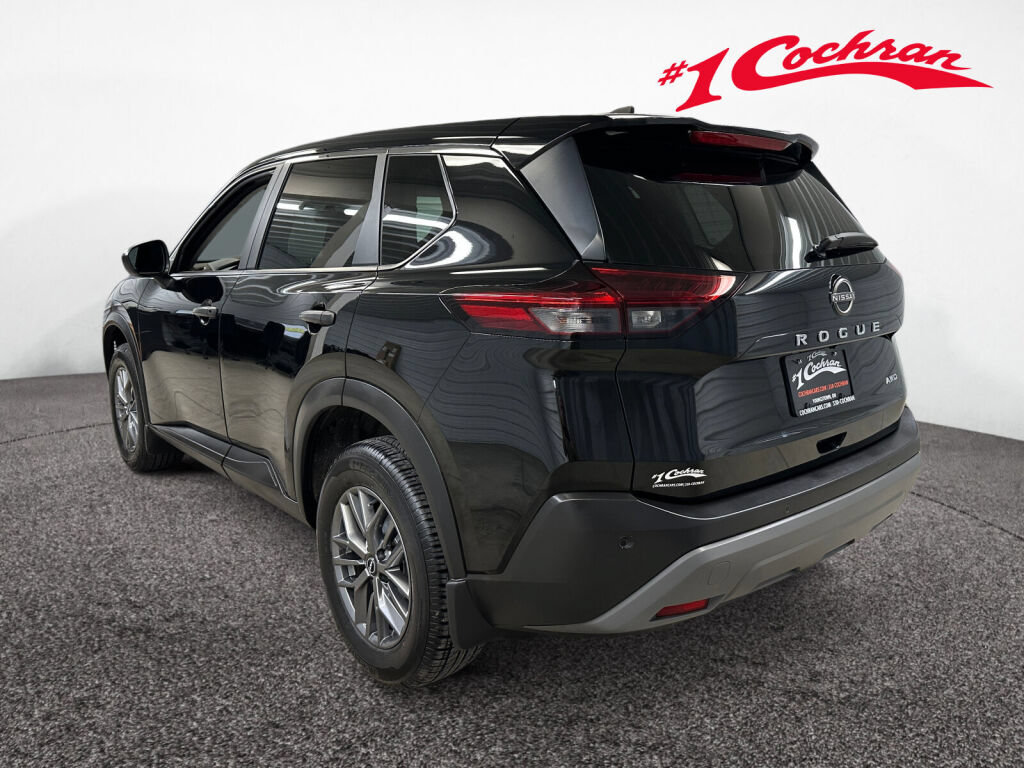 Used 2023 Nissan Rogue S AWD/4WD image 18