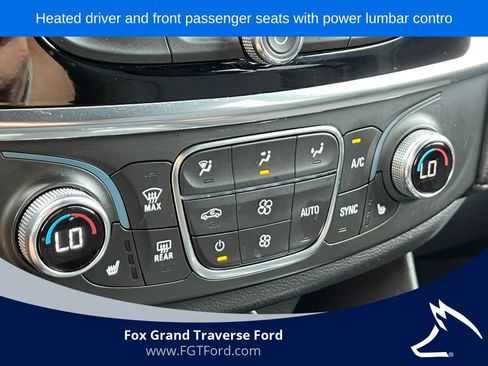 Used 2023 Chevrolet Traverse LT FWD image 25