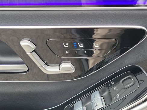 Certified 2022 Mercedes-Benz S 500 4MATIC image 28