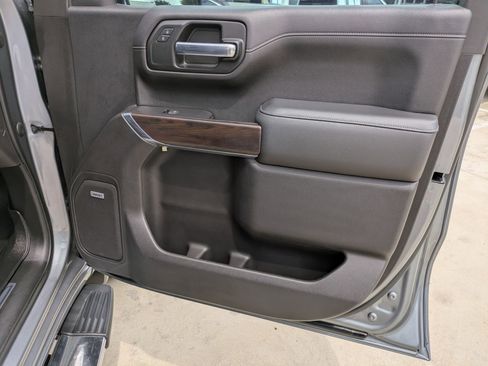 Certified 2020 GMC Sierra 1500 SLT RWD image 29