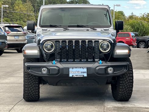 Used 2023 Jeep Wrangler Unlimited AWD/4WD image 8
