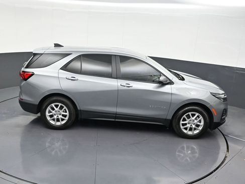 Used 2024 Chevrolet Equinox LS FWD image 22