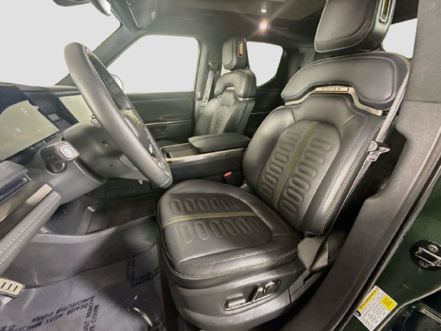 Used 2024 Rivian R1T Adventure Dual AWD/4WD image 20