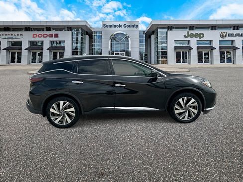 Used 2019 Nissan Murano SL FWD image 9