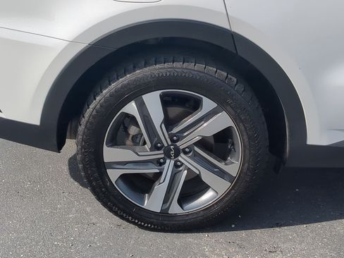 Used 2022 Kia Sorento SX Prestige w/ Panoramic Sunroof Package AWD/4WD image 12
