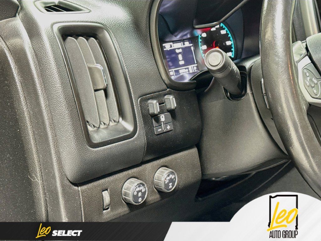 Used 2022 Chevrolet Colorado LT w/ LT Convenience Package AWD/4WD image 13