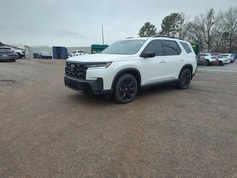 New 2026 Honda Pilot Black Edition image 10