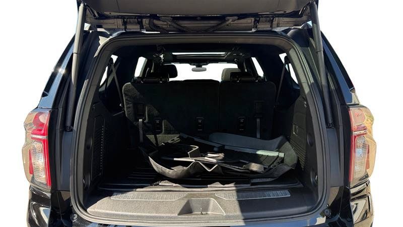 Used 2021 Chevrolet Suburban RST AWD/4WD image 19