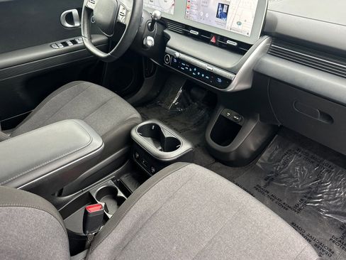 Used 2024 Hyundai Ioniq 5 SEL image 17
