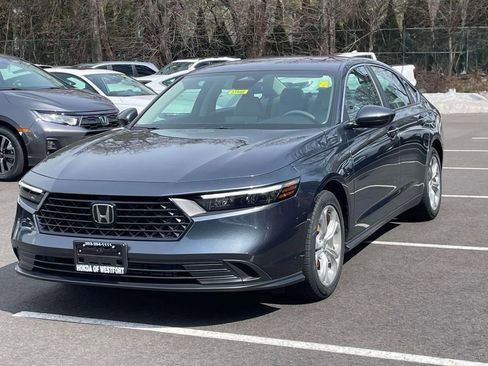 Used 2023 Honda Accord LX image 3