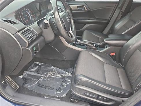 Used 2016 Honda Accord Sport image 15