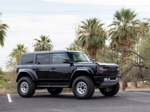 Used 2024 Ford Bronco Raptor AWD/4WD image 3