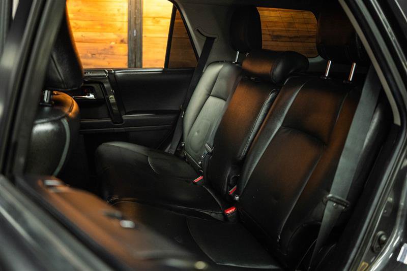 Used 2020 Toyota 4Runner TRD Off-Road AWD/4WD image 10