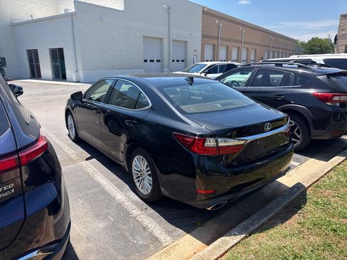 Used 2017 Lexus ES 350 w/ Premium Package FWD image 45