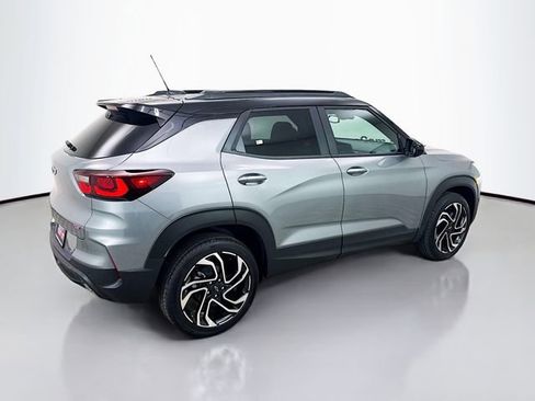 New 2026 Chevrolet TrailBlazer RS w/ Convenience Package AWD/4WD image 9