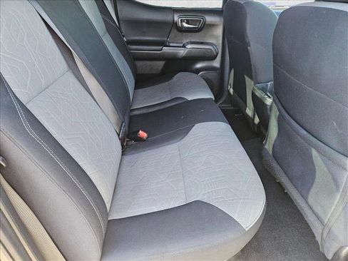 Used 2023 Toyota Tacoma TRD Off-Road image 17