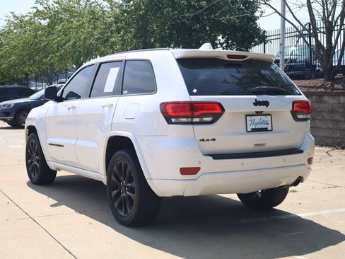 Used 2021 Jeep Grand Cherokee Laredo X AWD/4WD image 7