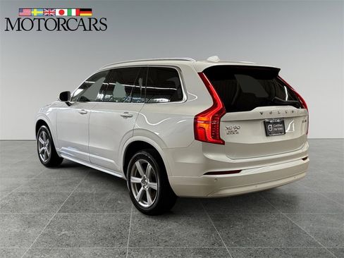 Certified 2023 Volvo XC90 B5 Core w/ Climate Package image 5