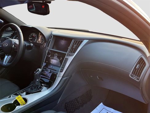 Used 2022 INFINITI Q60 3.0t Luxe w/ Cargo Package image 29