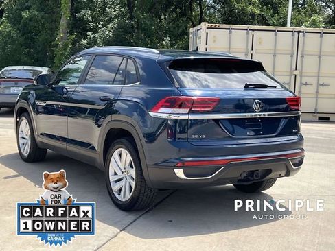 Certified 2023 Volkswagen Atlas Cross Sport SE w/ Panoramic Sunroof Package AWD/4WD image 11