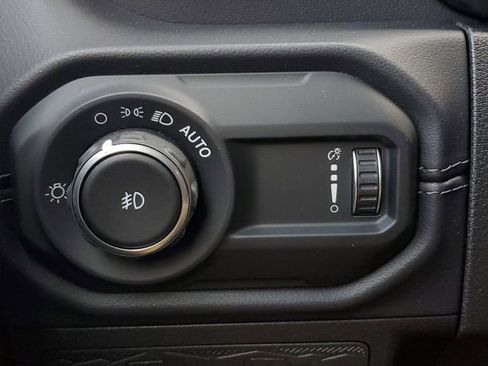 New 2025 Jeep Wrangler Unlimited Sahara image 33