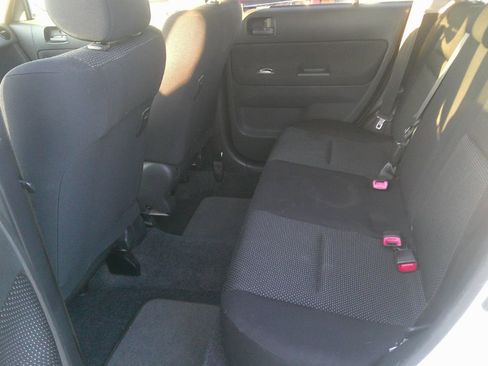 Used 2005 Scion xB image 10