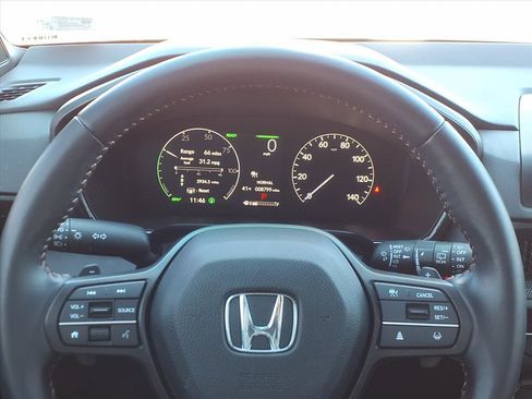 Used 2025 Honda CR-V Sport image 11