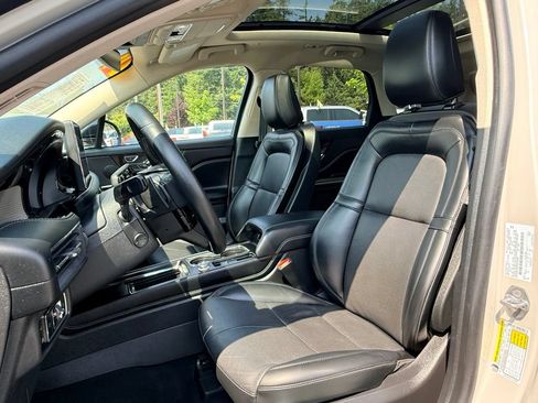 Certified 2024 Lincoln Corsair Grand Touring w/ Equipment Group 301A AWD/4WD image 22