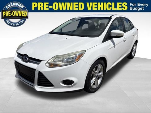 Used 2014 Ford Focus SE FWD image 1