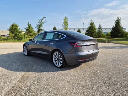 Used 2019 Tesla Model 3 Long Range AWD/4WD image 8