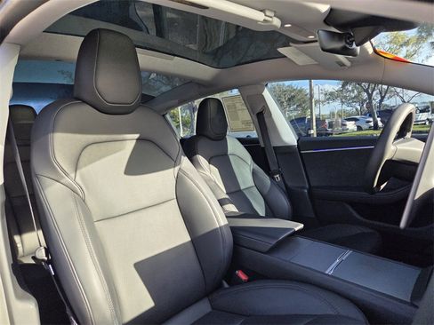 Used 2024 Tesla Model 3 Long Range image 8