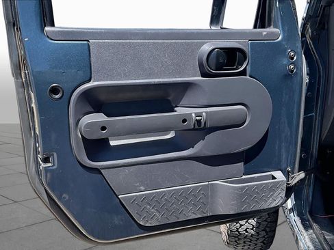 Used 2008 Jeep Wrangler Rubicon w/ Dual Top Group AWD/4WD image 20