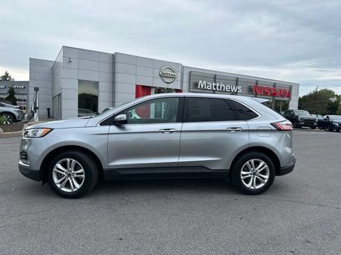 Used 2020 Ford Edge SEL w/ Convenience Package AWD/4WD image 2