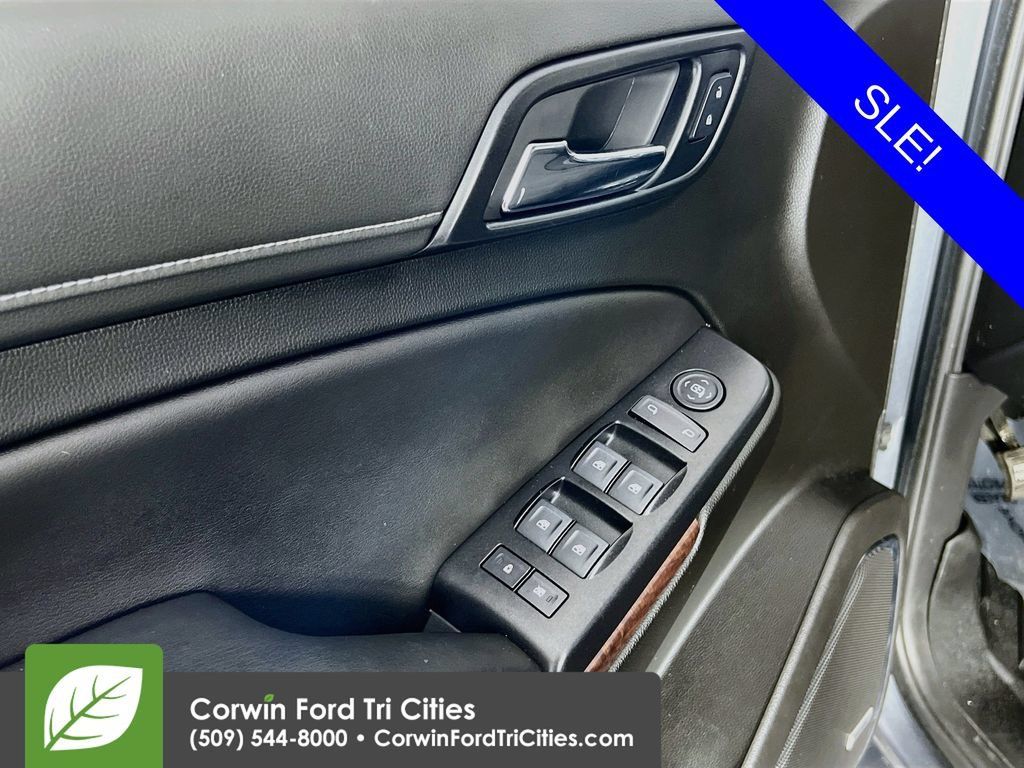 Used 2020 GMC Yukon XL SLE AWD/4WD image 12