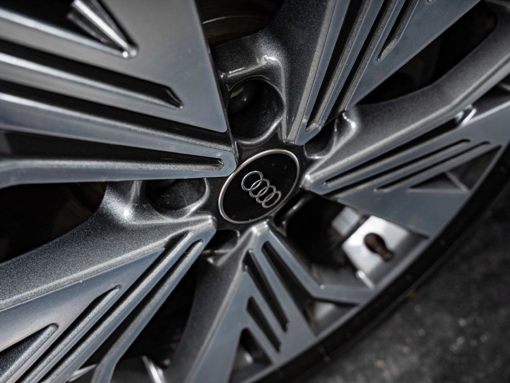 Used 2023 Audi Q4 e-tron Premium Plus w/ Premium Plus RWD image 8