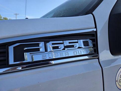 Used 2021 Ford F650 2WD Regular Cab Super Duty image 2