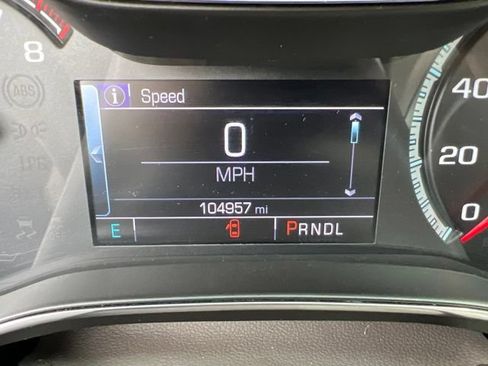 Used 2018 Chevrolet Cruze LT w/ Sun And Sound Package FWD image 12