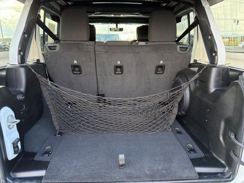 Used 2022 Jeep Wrangler Unlimited Sport w/ Sun And Sound Package image 8