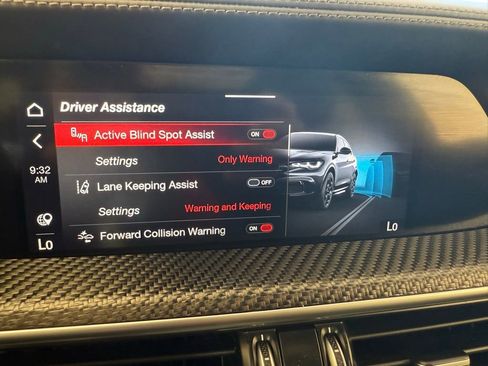 Used 2024 Alfa Romeo Stelvio Quadrifoglio w/ Active Assist Plus Package image 40